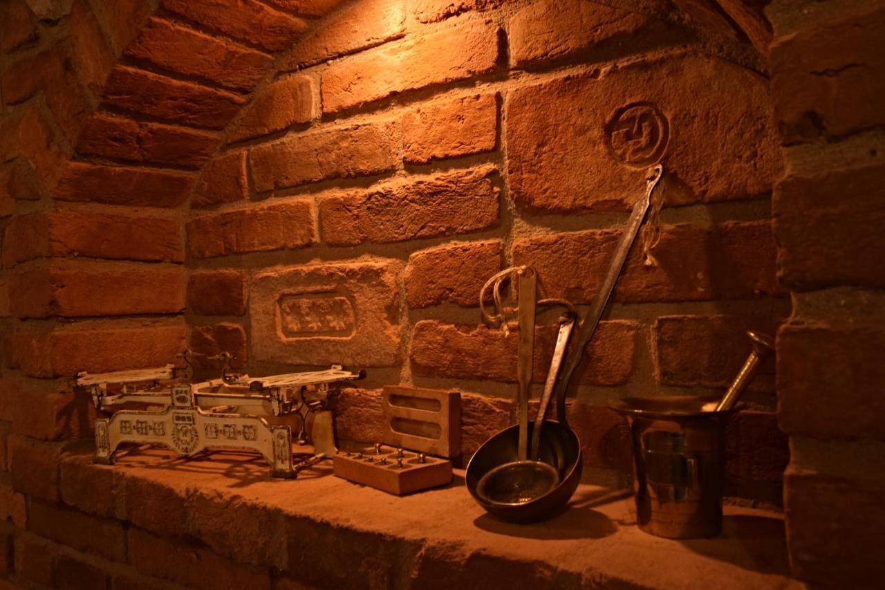 Comenius Moravus Vinarsky Dvur Mikulov Dış mekan fotoğraf